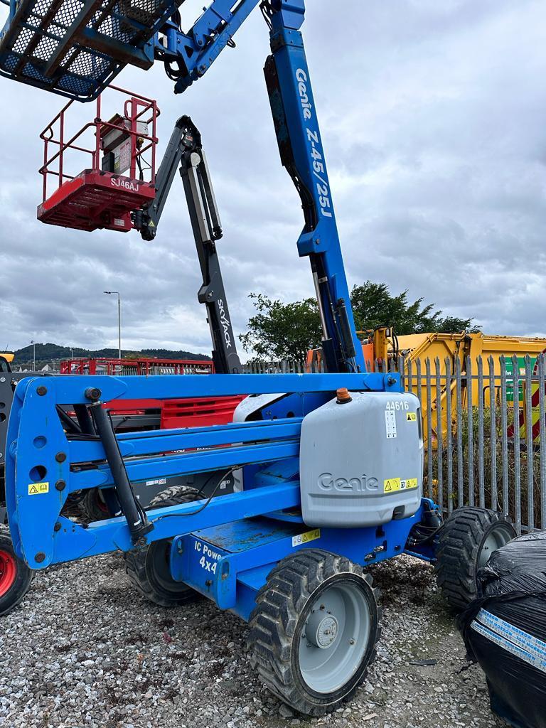 Articulated Boom For Sale Used Articulated Boom Lift Used Cherry   Genie Z45 25 Diesel Articulated Boom YOM 2011 For Sale 4 